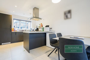 Photo 25- click for photo gallery